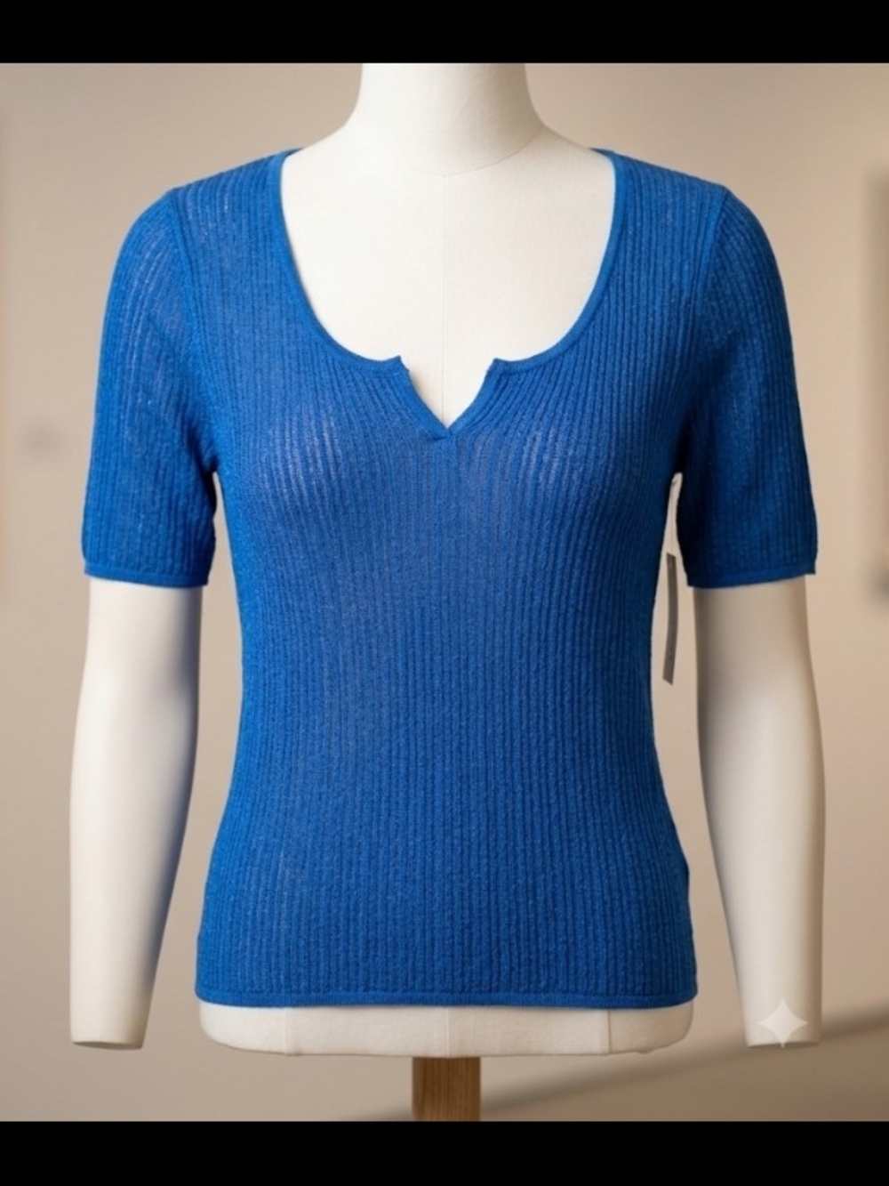Uniqlo Blue Open-Knit Short Sleeve Top (M) Casual Vibrant Lightweight Feminine